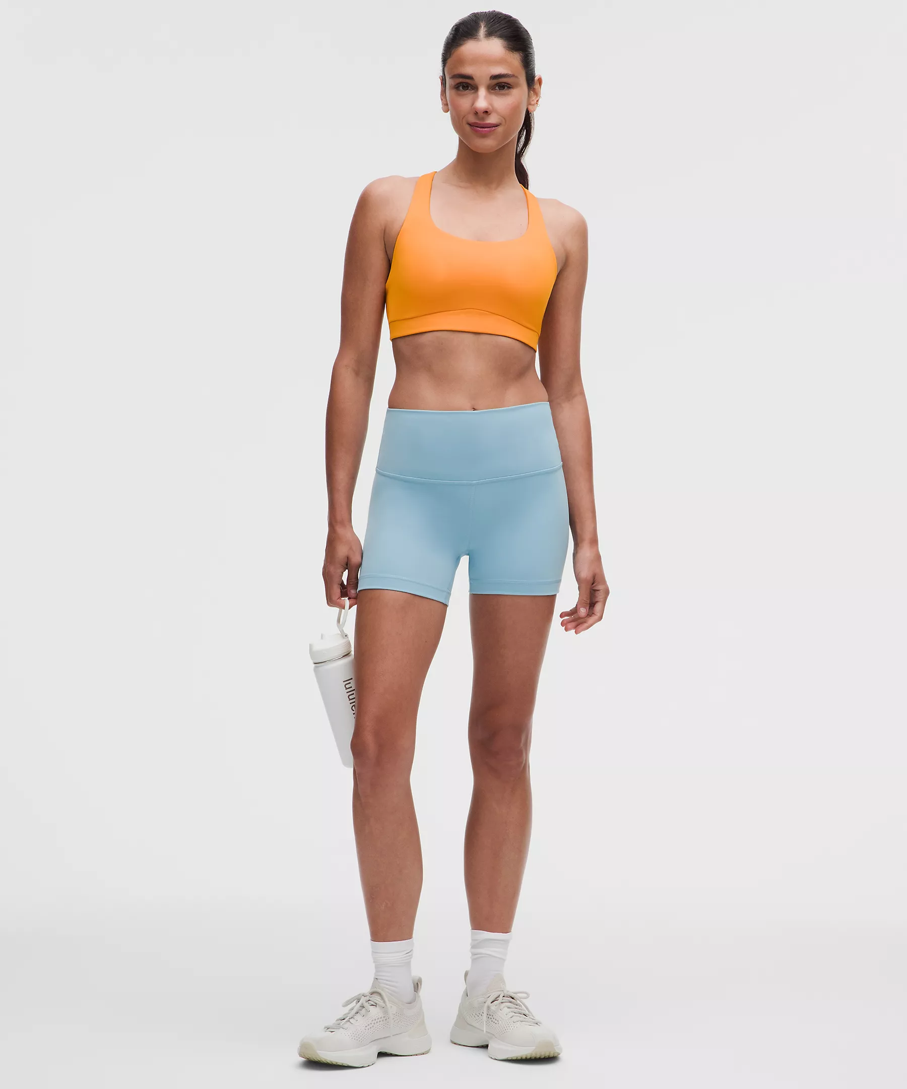 Alo Yoga vs Lululemon